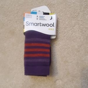 Smart wool medium cushion hiking socks